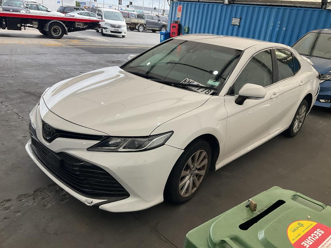 Photo '5' of Toyota Camry GL Photo '5' of Toyota Camry GL