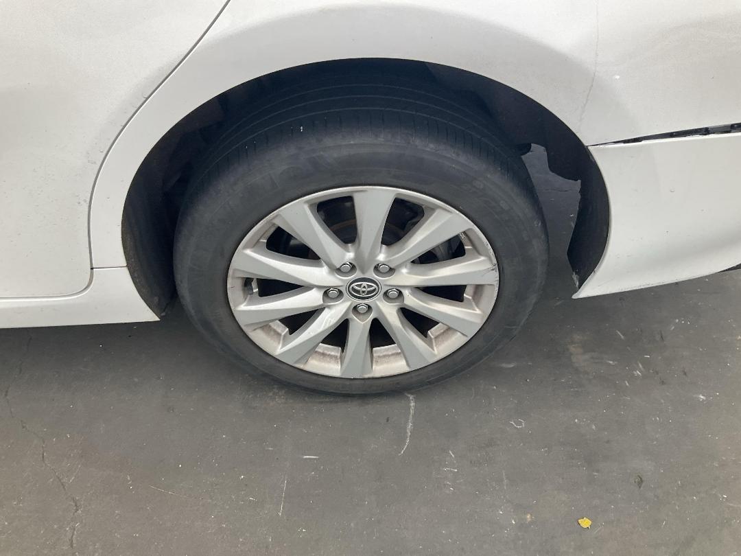 Photo '8' of Toyota Camry GL Photo '8' of Toyota Camry GL