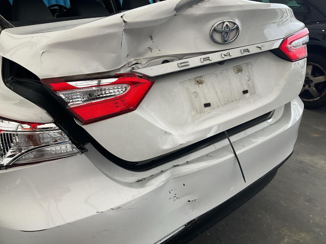 Photo '13' of Toyota Camry GL Photo '13' of Toyota Camry GL