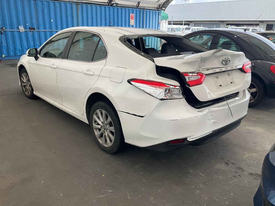 Photo '11' of Toyota Camry GL Photo '11' of Toyota Camry GL