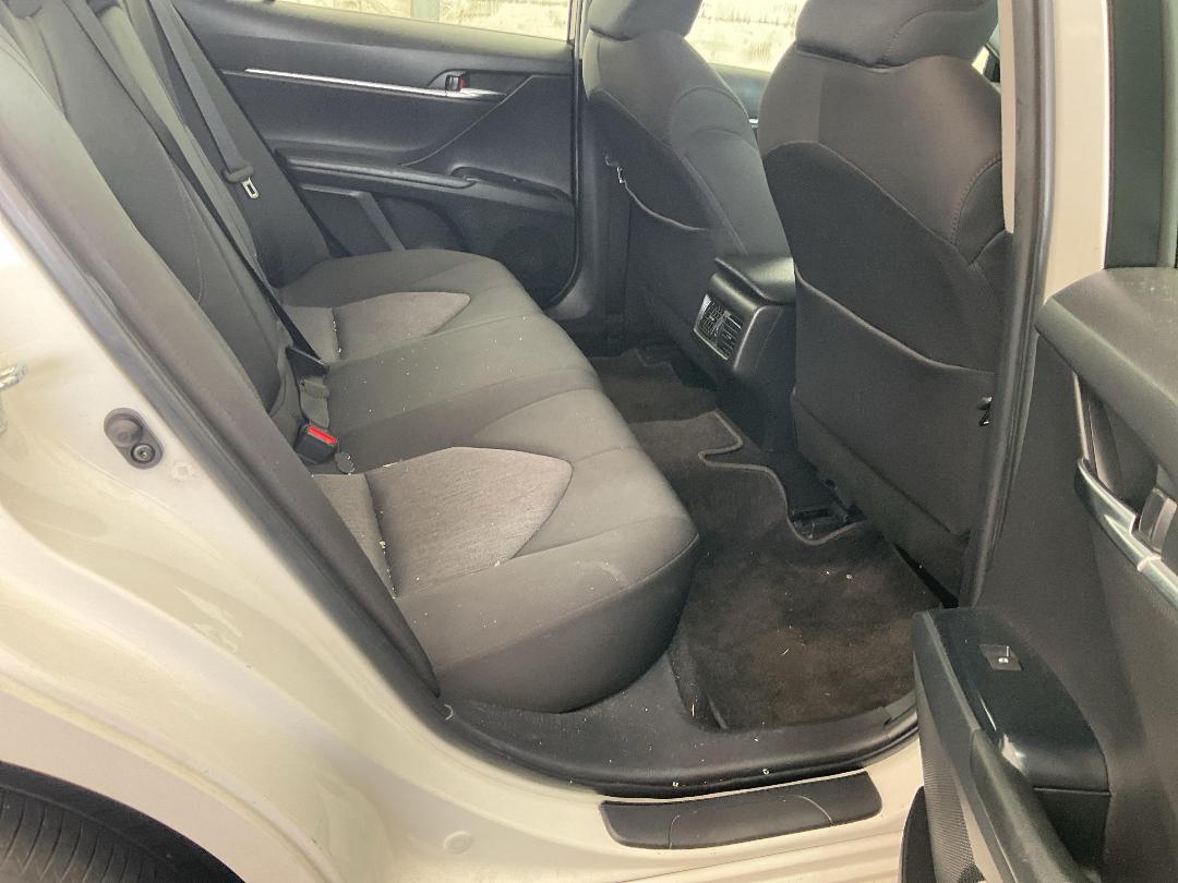 Photo '17' of Toyota Camry GL Photo '17' of Toyota Camry GL