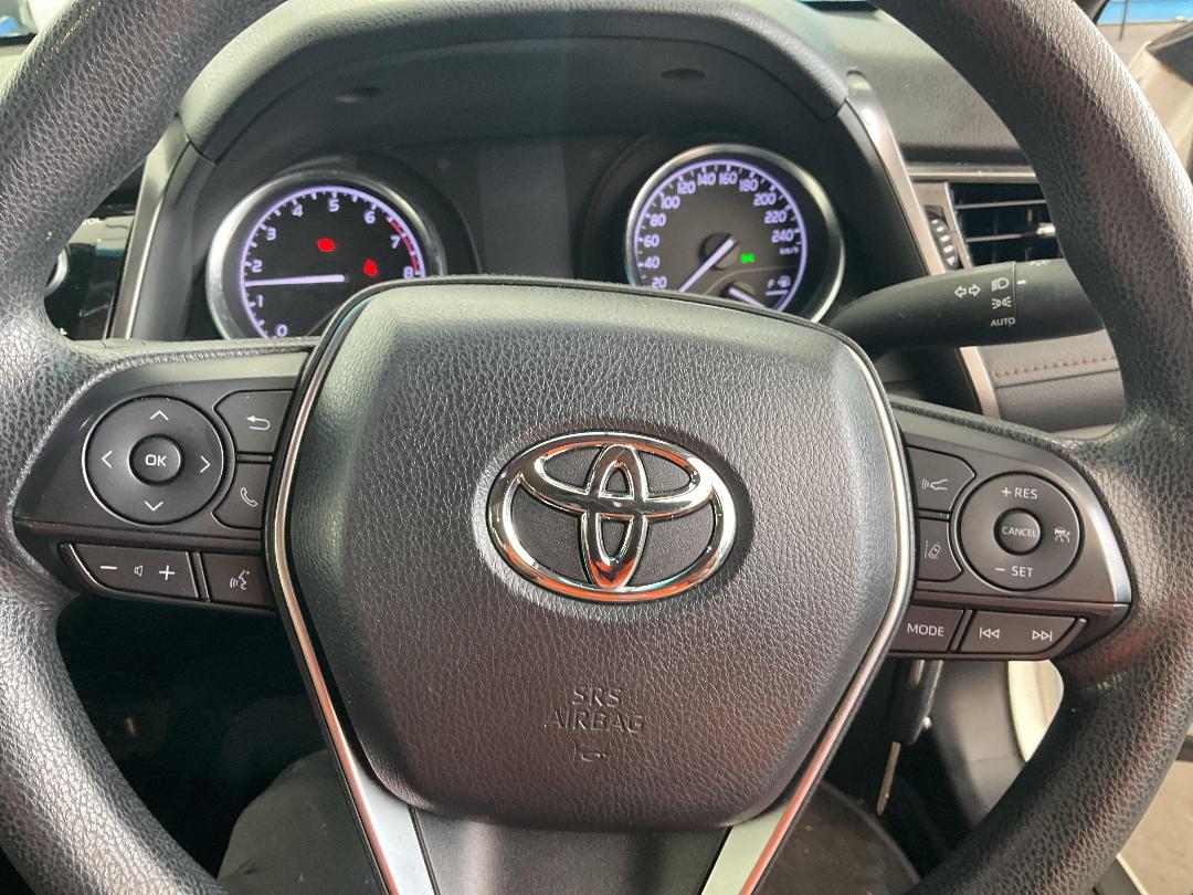 Photo '23' of Toyota Camry GL Photo '23' of Toyota Camry GL