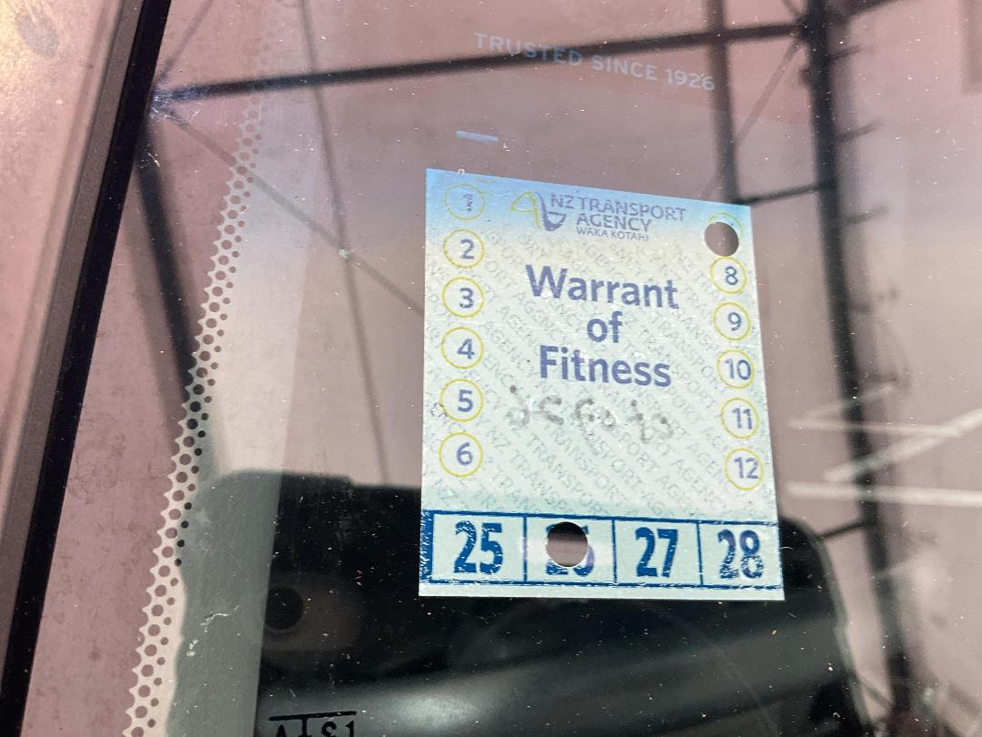 Photo '25' of Toyota Camry GL Photo '25' of Toyota Camry GL