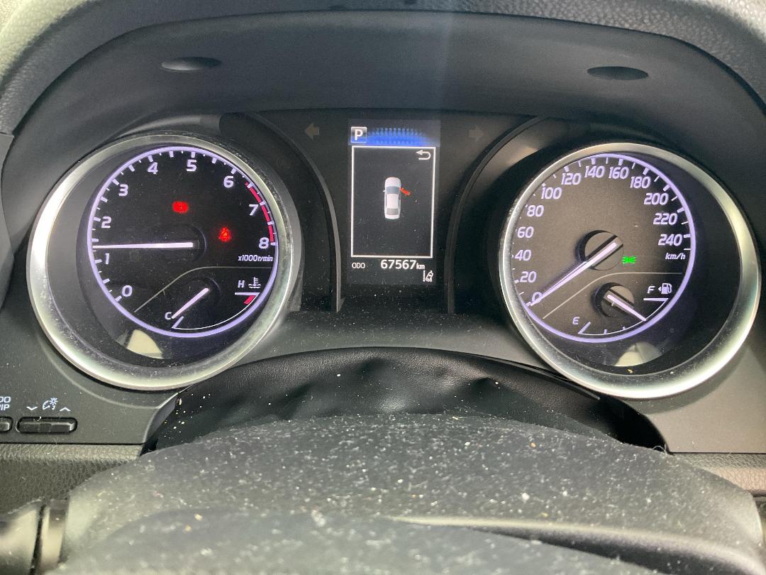 Photo '24' of Toyota Camry GL Photo '24' of Toyota Camry GL