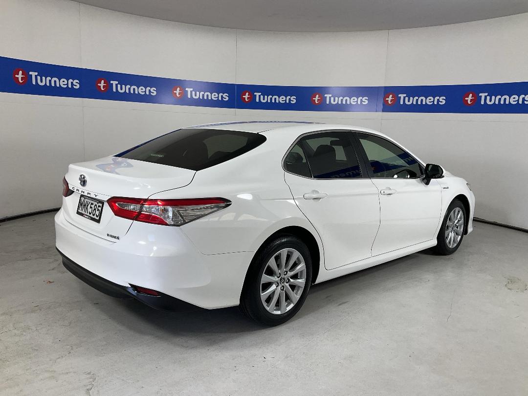 Photo '7' of Toyota Camry