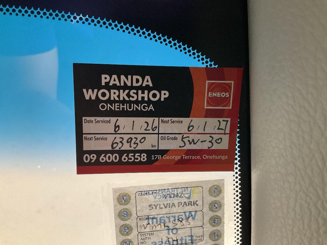 Photo '24' of Toyota Camry