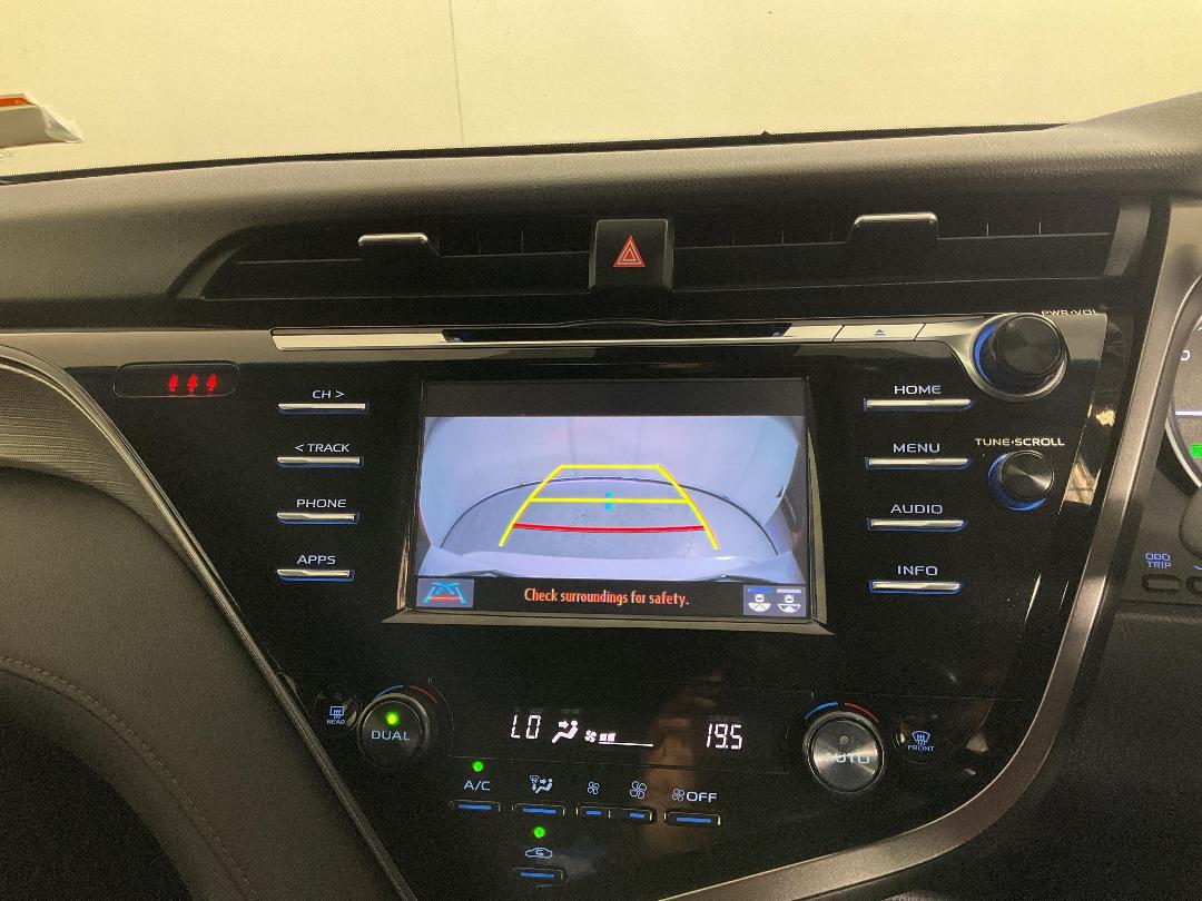 Photo '31' of Toyota Camry