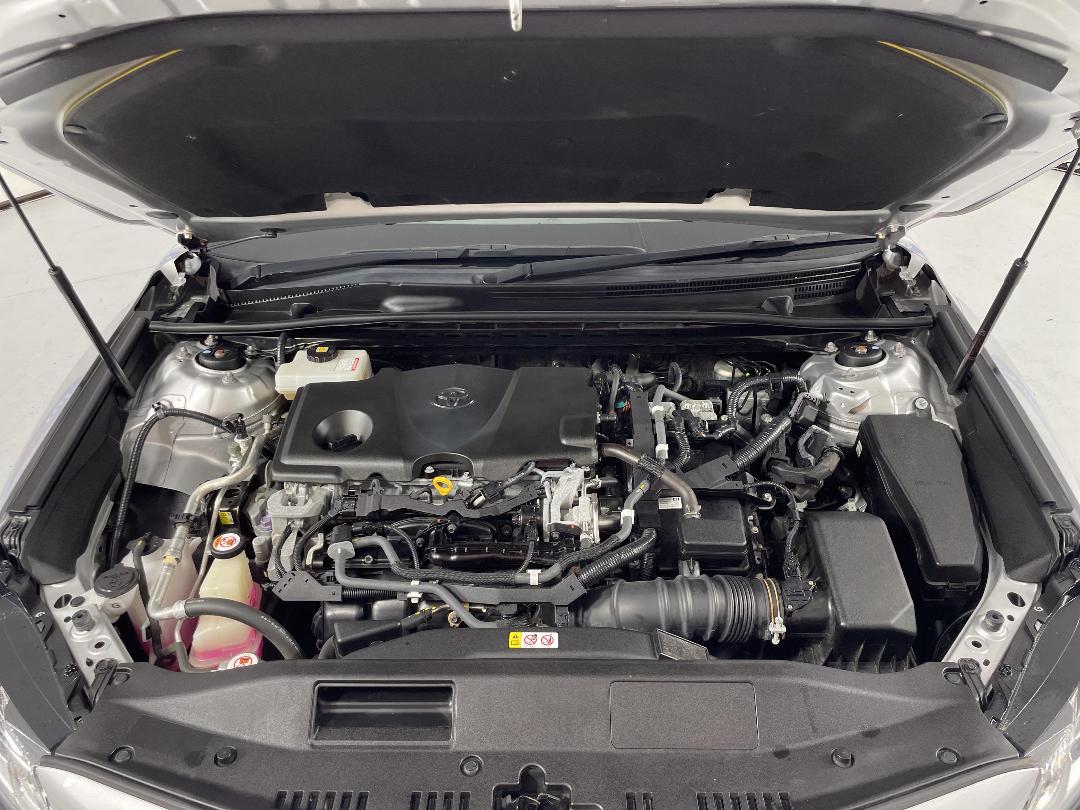 Photo '13' of Toyota Camry