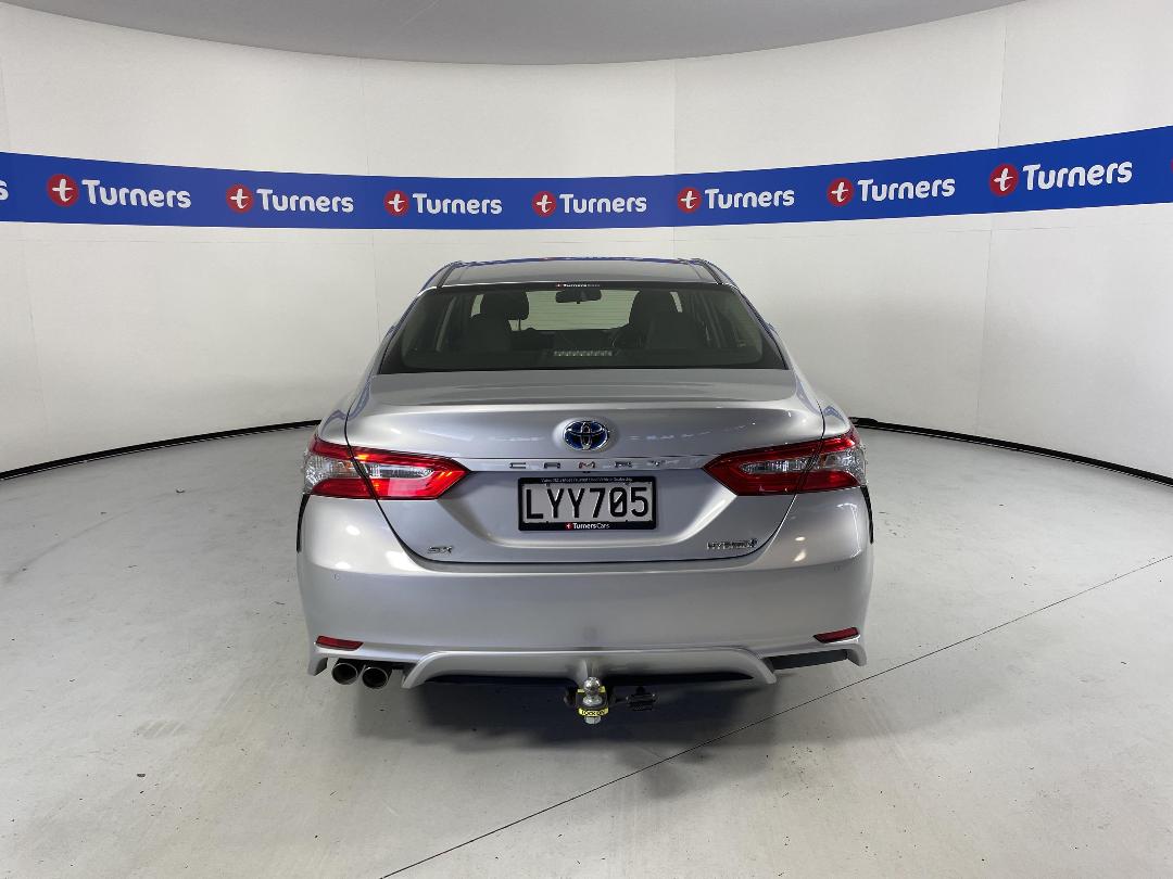 Photo '6' of Toyota Camry