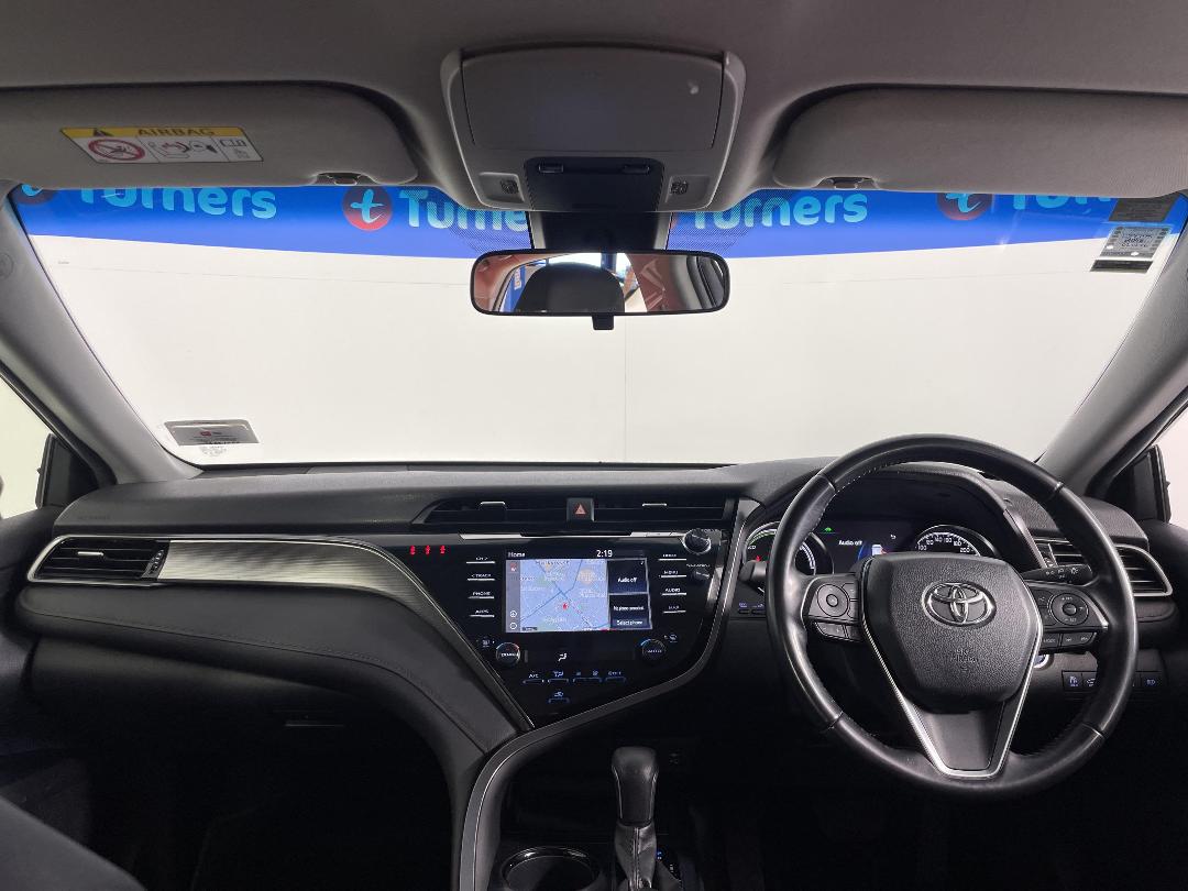 Photo '17' of Toyota Camry