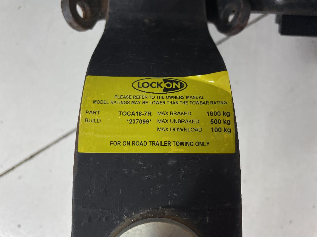 Photo '24' of Toyota Camry