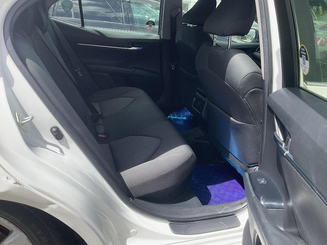 Photo '20' of Toyota Camry GX