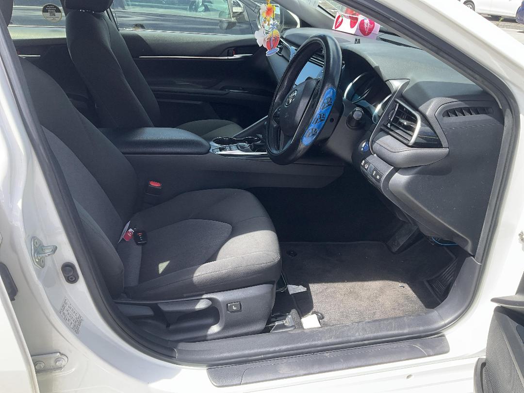 Photo '21' of Toyota Camry GX