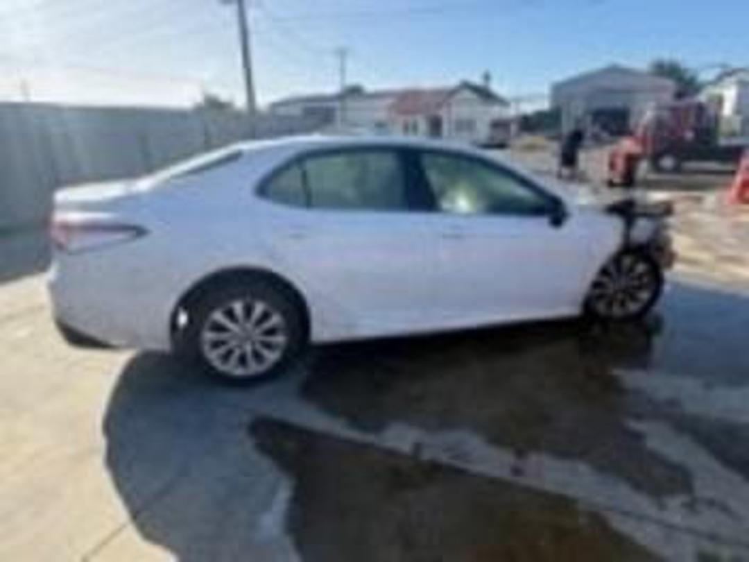 Photo '3' of Toyota Camry GX Photo '3' of Toyota Camry GX