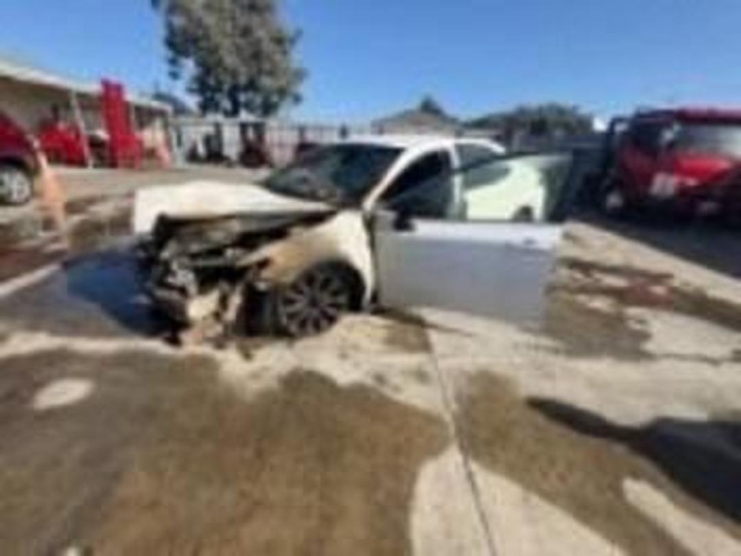 Photo '2' of Toyota Camry GX Photo '2' of Toyota Camry GX