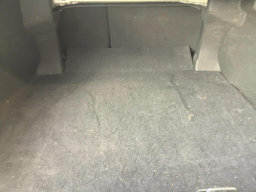 Photo '10' of Toyota Camry