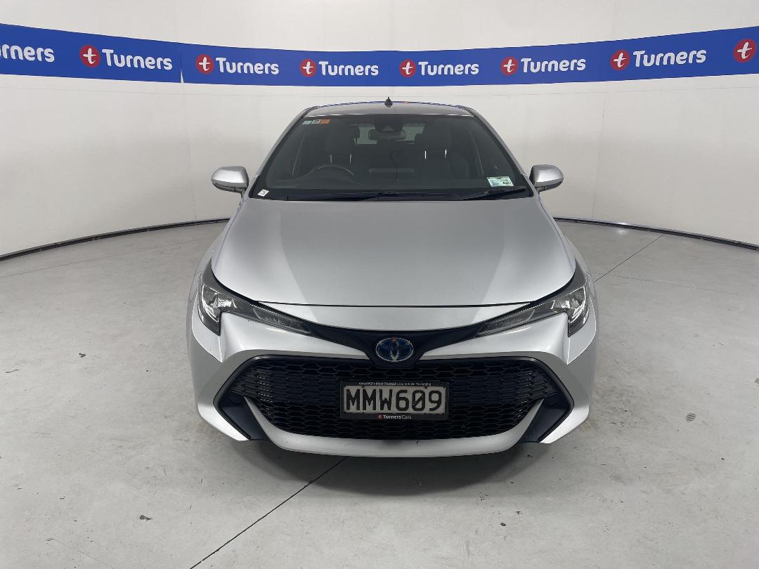 Photo '2' of Toyota Corolla Photo '2' of Toyota Corolla