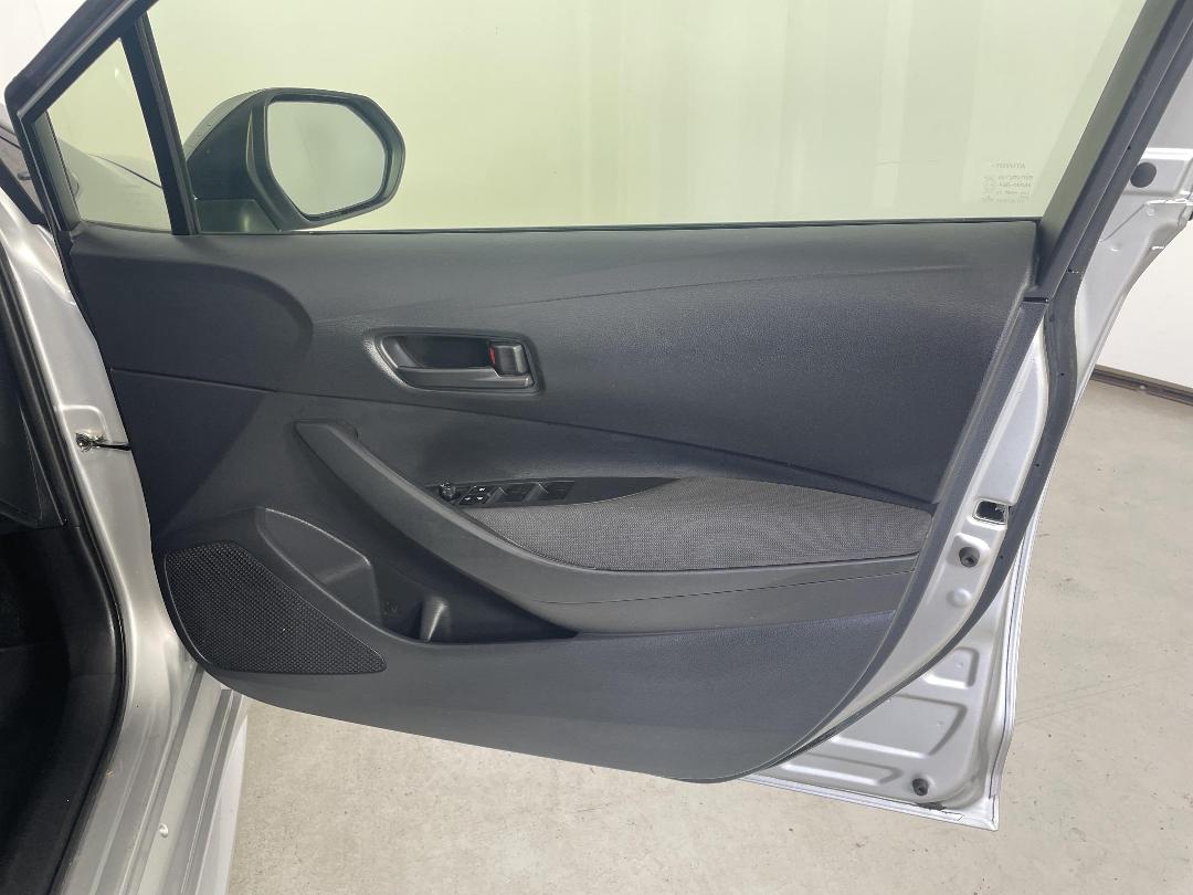 Photo '15' of Toyota Corolla Photo '15' of Toyota Corolla