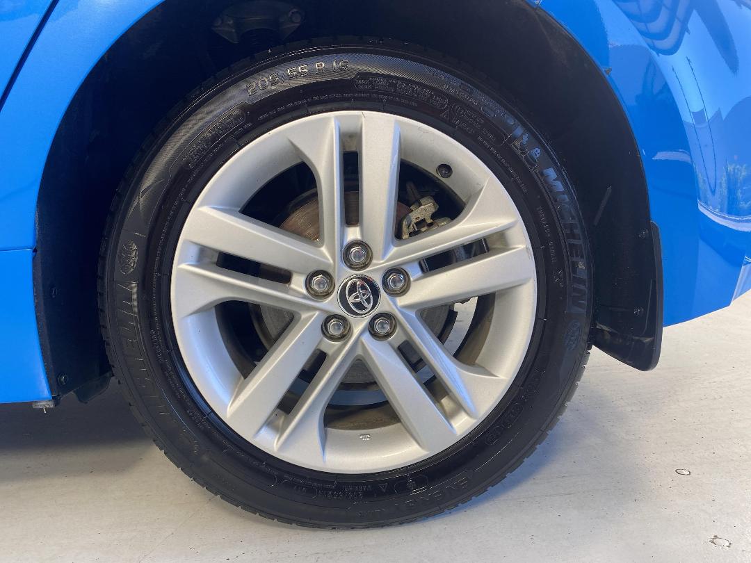 Photo '11' of Toyota Corolla Photo '11' of Toyota Corolla