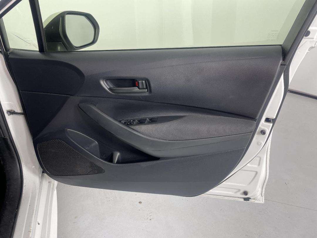 Photo '15' of Toyota Corolla