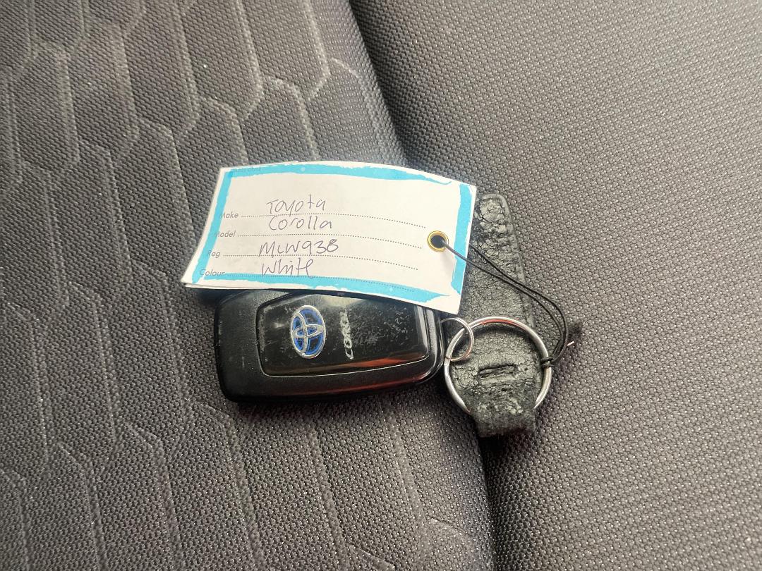 Photo '22' of Toyota Corolla