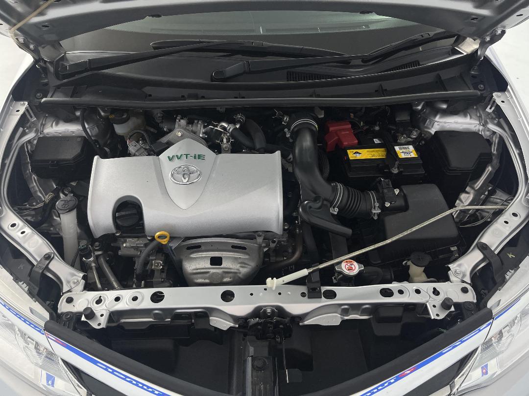 Photo '13' of Toyota Corolla