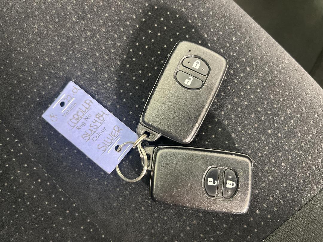 Photo '22' of Toyota Corolla