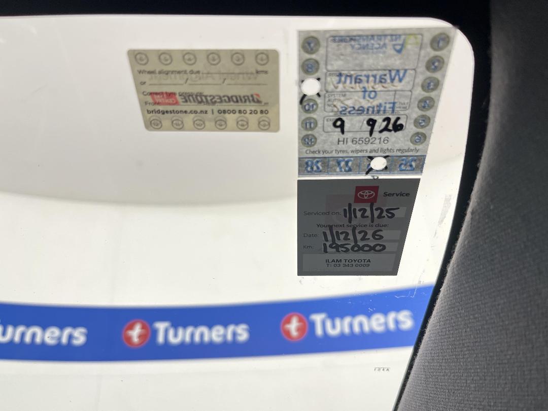 Photo '23' of Toyota Corolla Photo '23' of Toyota Corolla