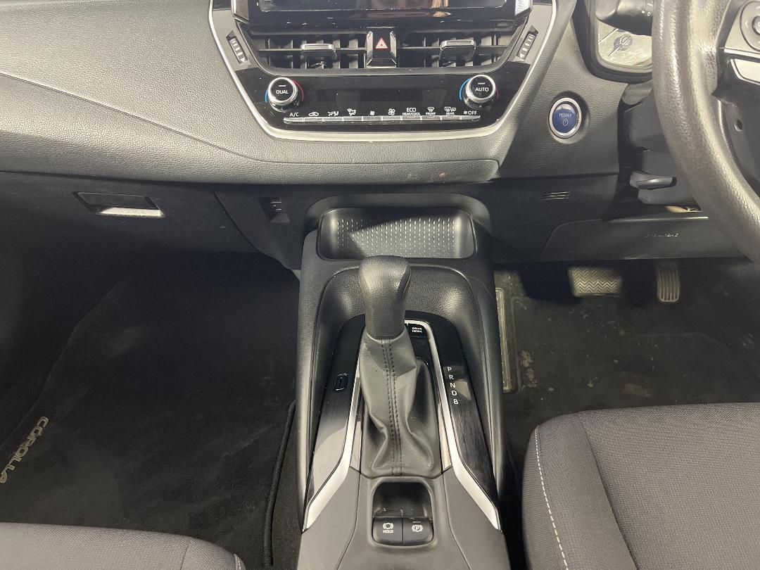 Photo '18' of Toyota Corolla Photo '18' of Toyota Corolla