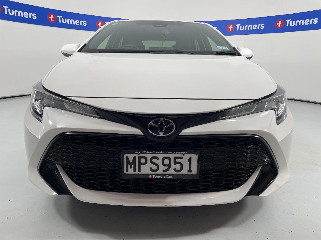 Photo '2' of Toyota Corolla Photo '2' of Toyota Corolla