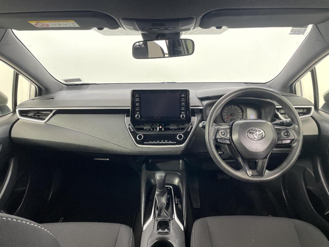 Photo '17' of Toyota Corolla Photo '17' of Toyota Corolla