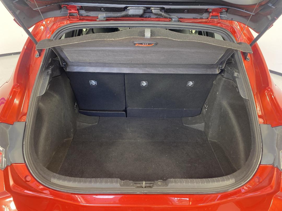 Photo '14' of Toyota Corolla Photo '14' of Toyota Corolla