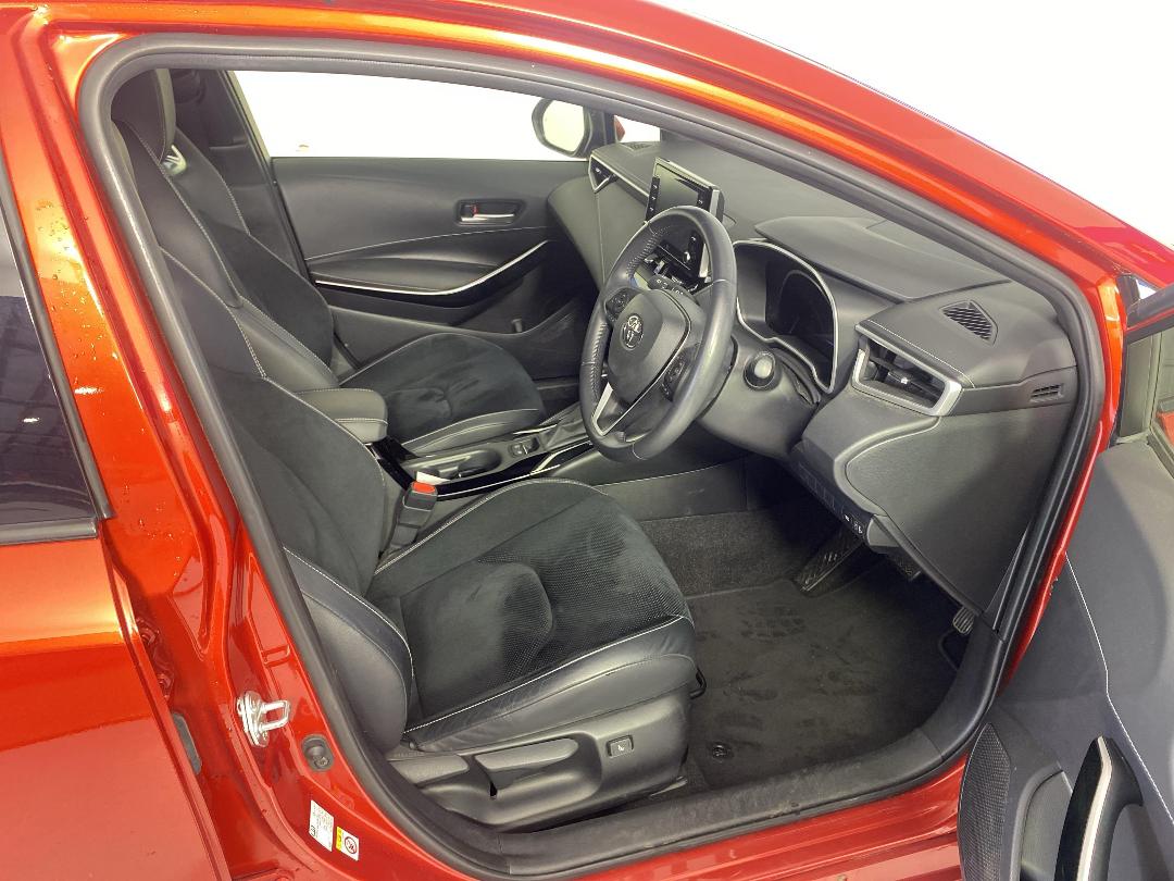 Photo '16' of Toyota Corolla Photo '16' of Toyota Corolla