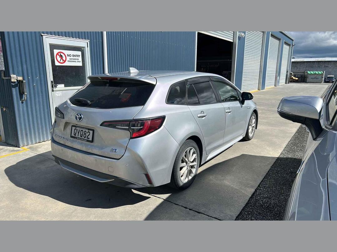 Photo '5' of Toyota Corolla Touring Photo '5' of Toyota Corolla Touring