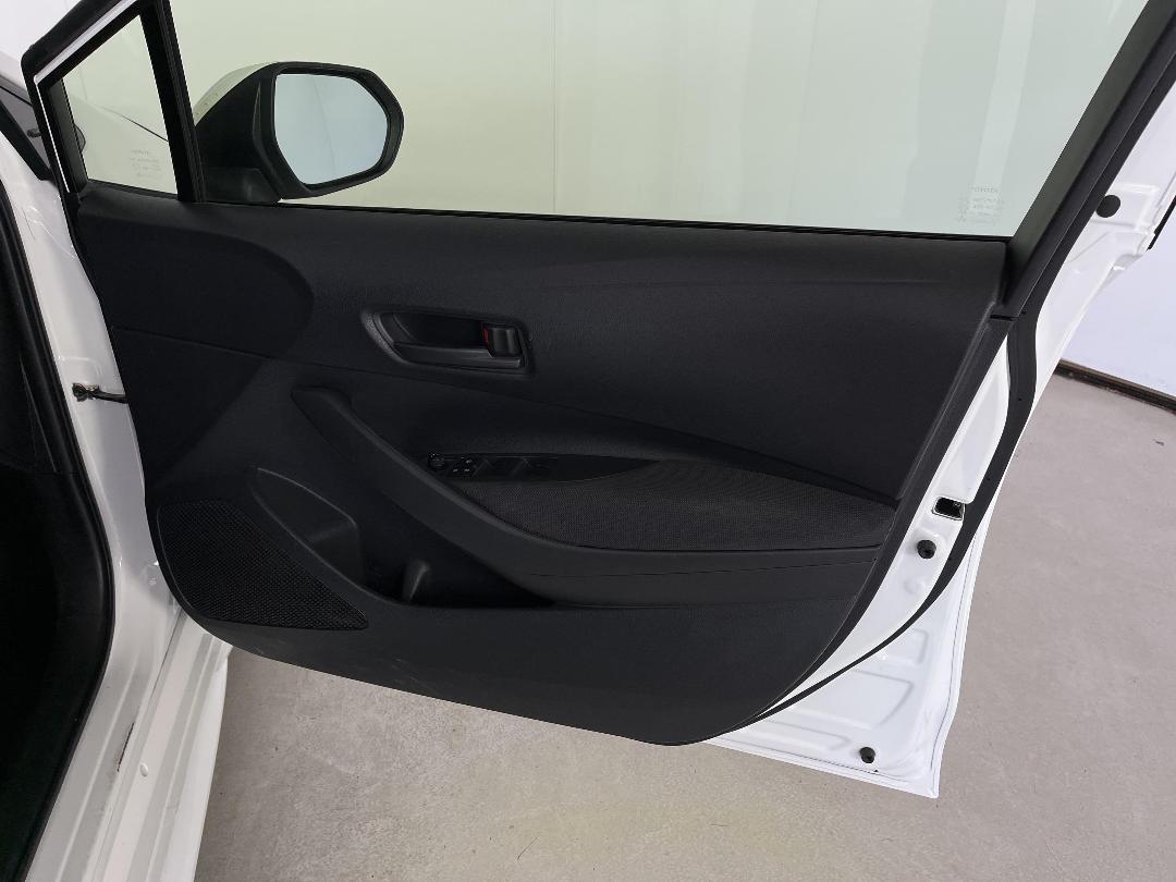 Photo '15' of Toyota Corolla