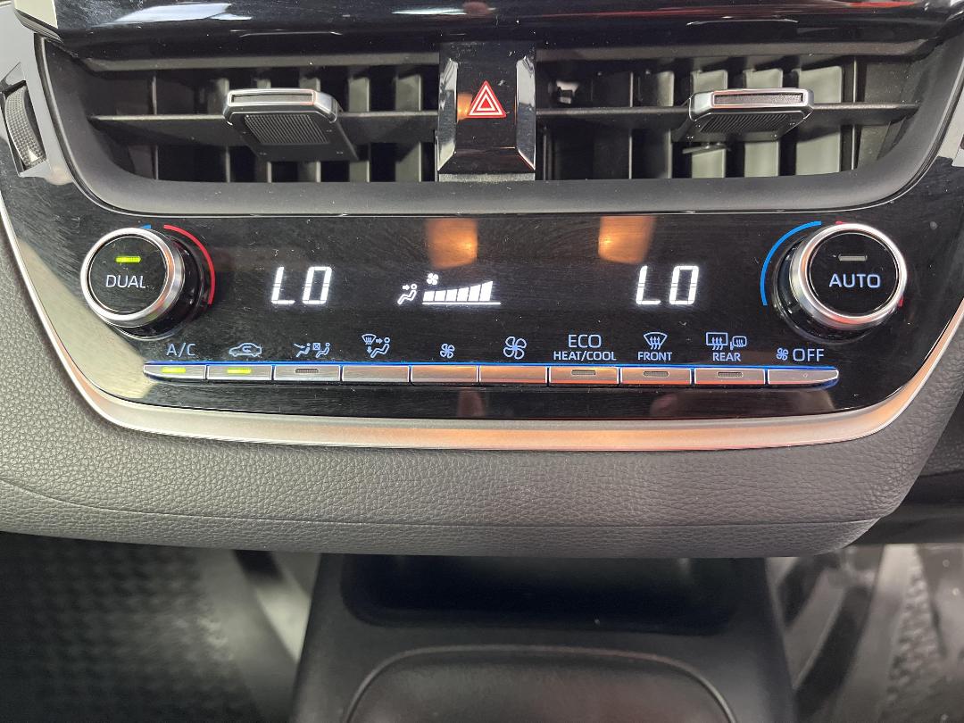 Photo '30' of Toyota Corolla