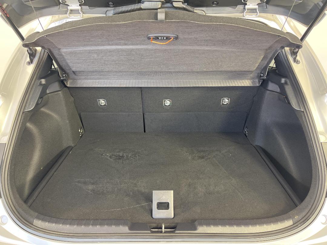 Photo '14' of Toyota Corolla