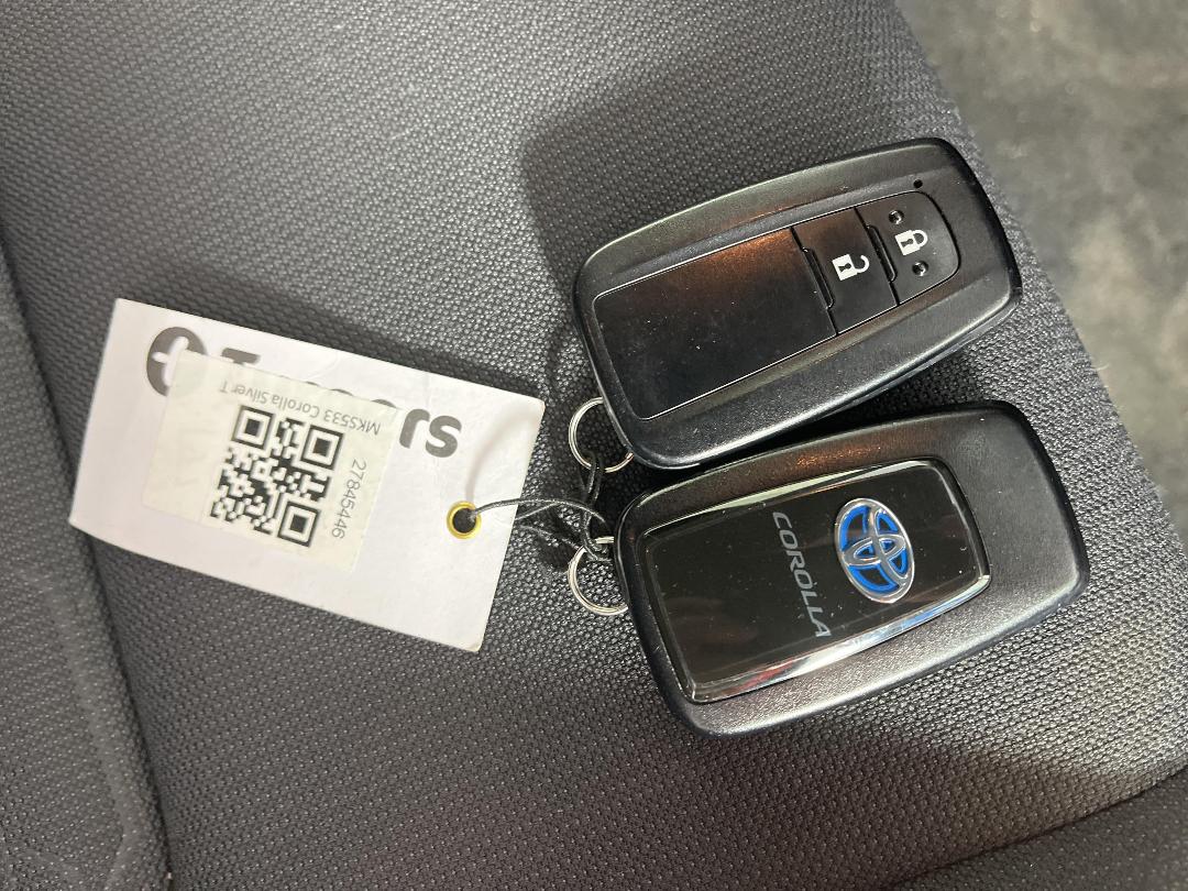 Photo '22' of Toyota Corolla Photo '22' of Toyota Corolla