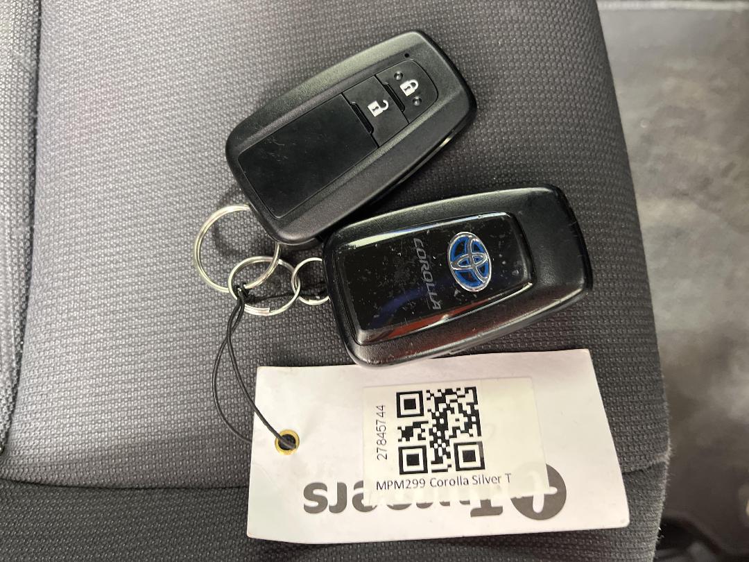 Photo '22' of Toyota Corolla