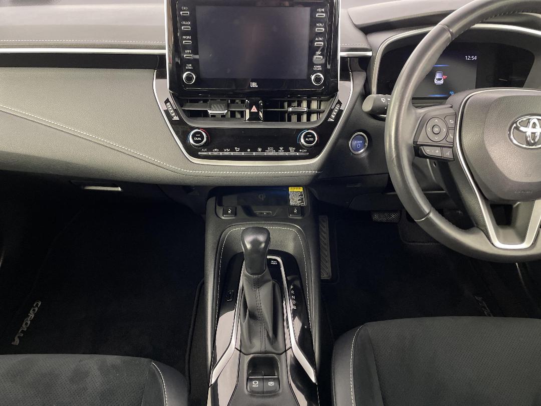 Photo '18' of Toyota Corolla