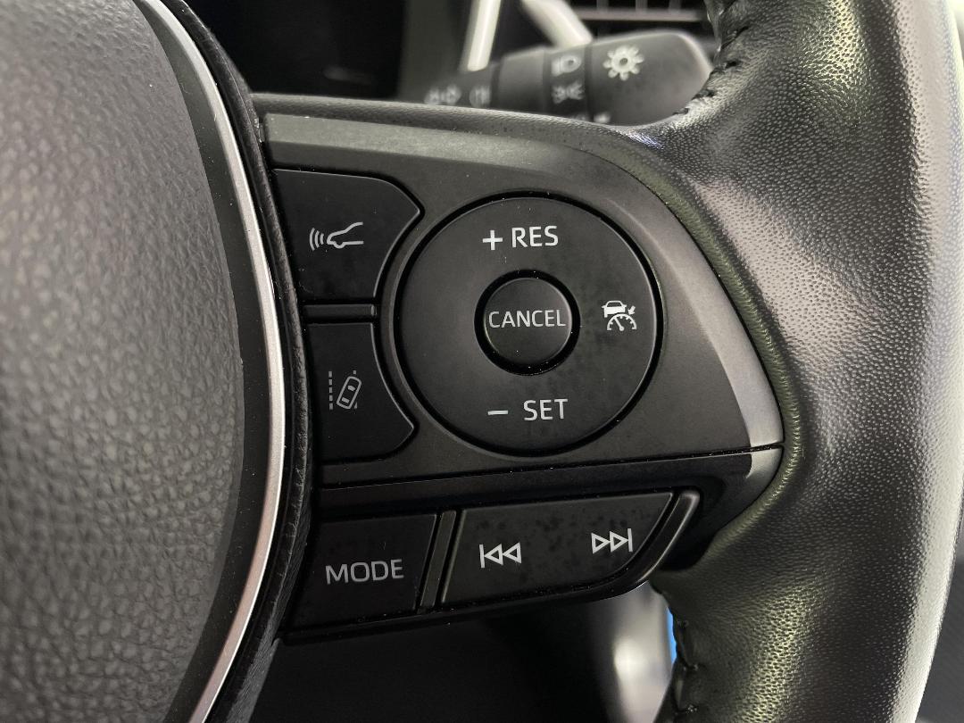 Photo '23' of Toyota Corolla