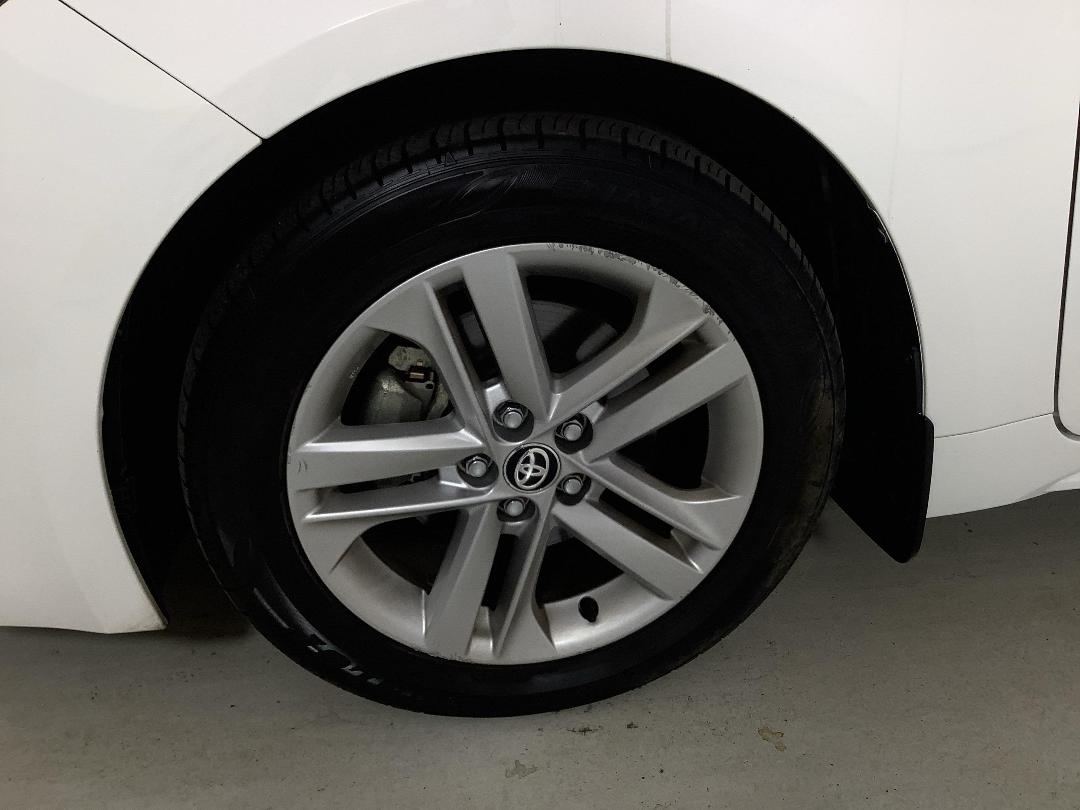 Photo '10' of Toyota Corolla