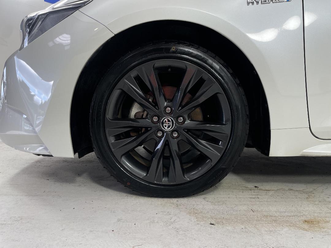 Photo '10' of Toyota Corolla