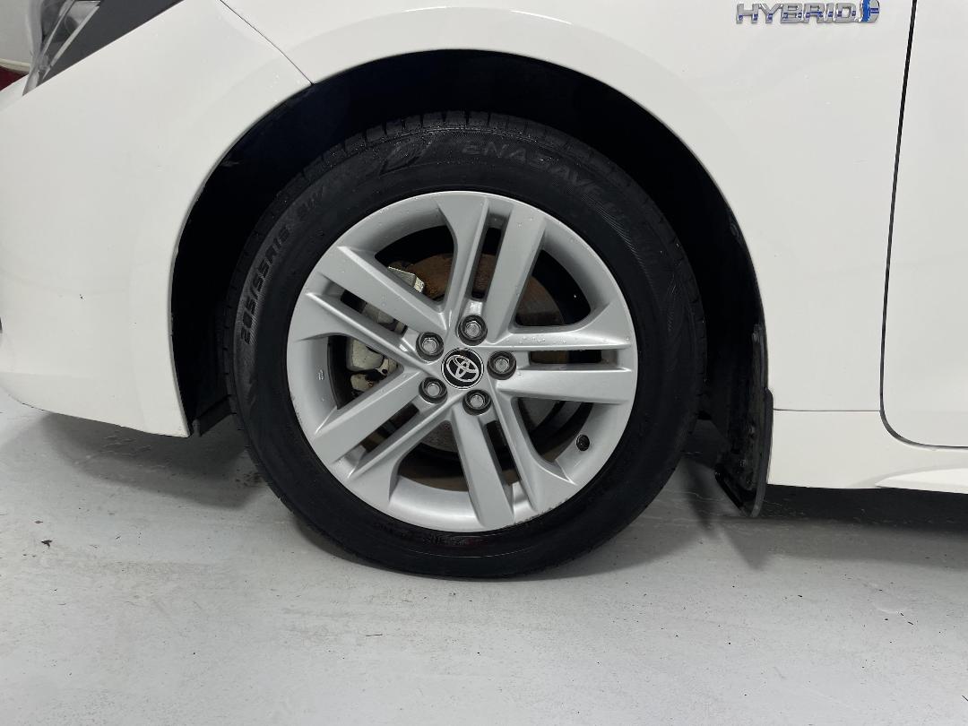 Photo '10' of Toyota Corolla