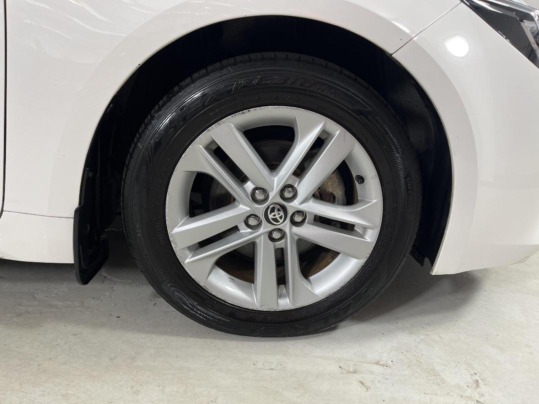 Photo '9' of Toyota Corolla