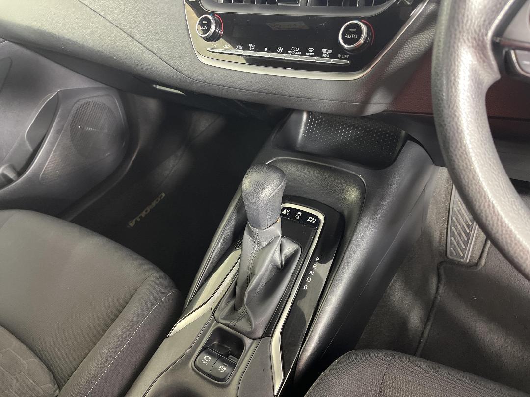 Photo '18' of Toyota Corolla Photo '18' of Toyota Corolla