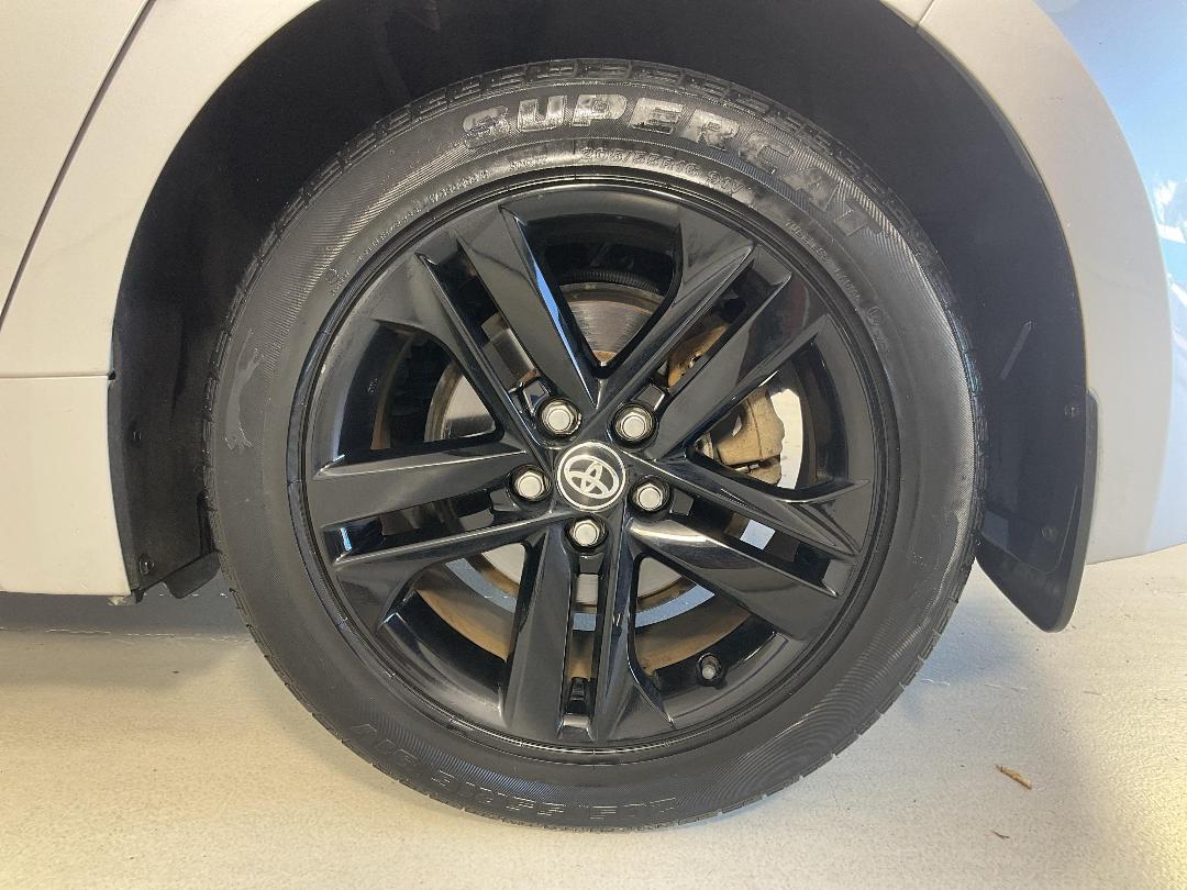 Photo '11' of Toyota Corolla