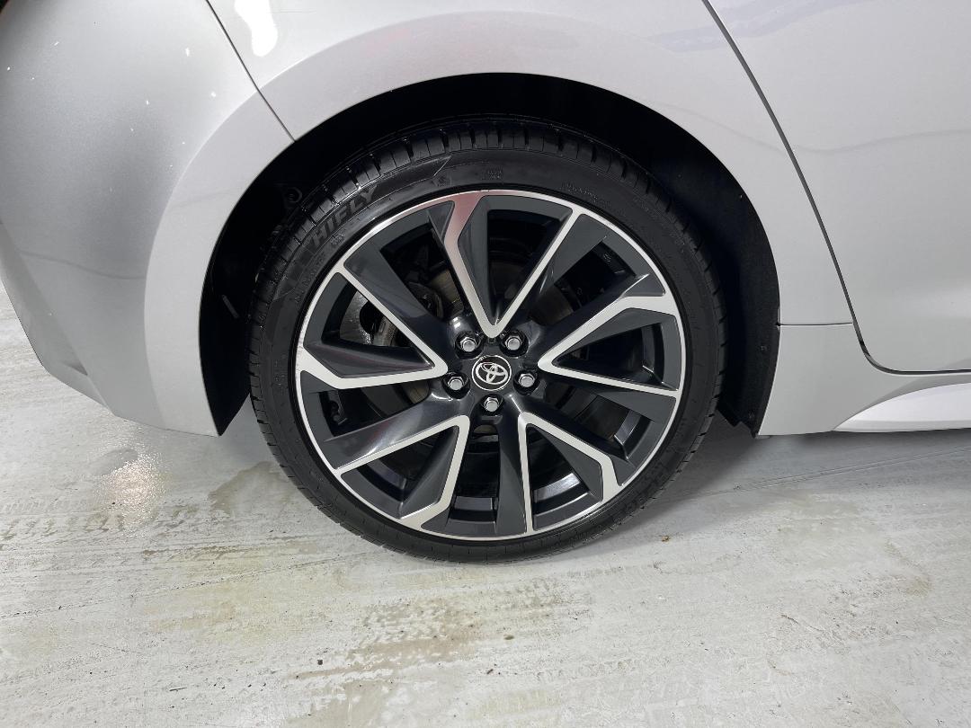 Photo '12' of Toyota Corolla