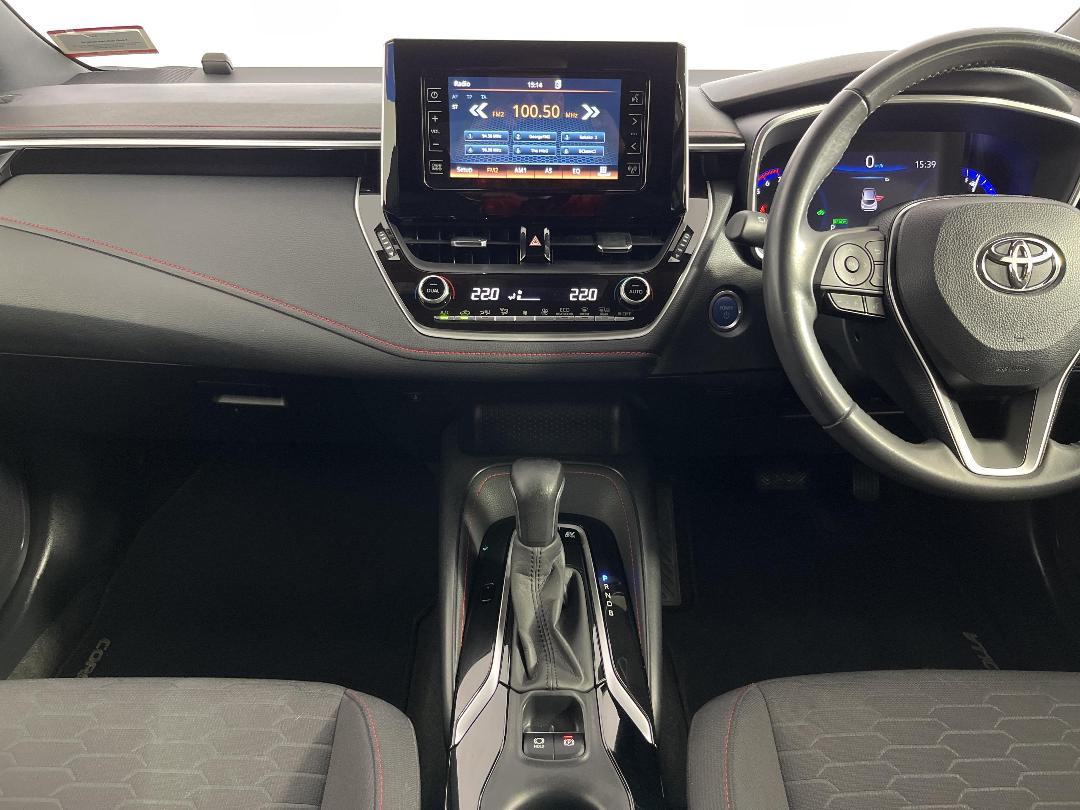 Photo '18' of Toyota Corolla