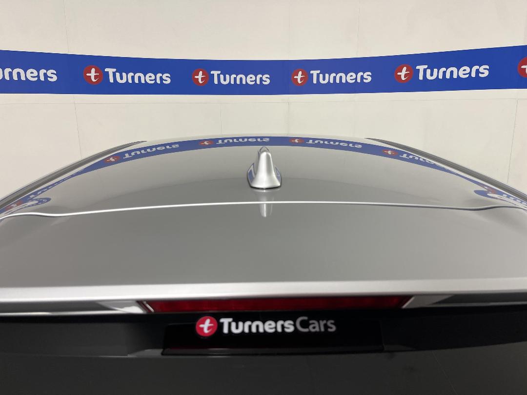 Photo '28' of Toyota Corolla